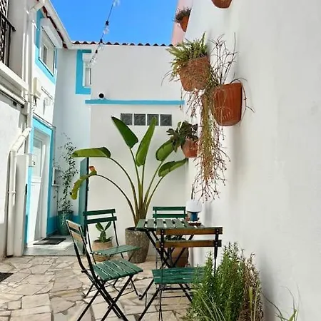 Duplex Lx Factory 2 Bedroom - Patio - Free Parking Apartment