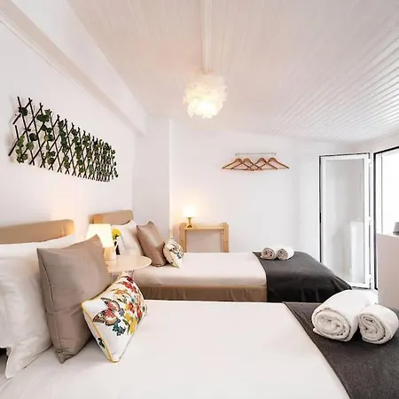 Duplex Lx Factory 2 Bedroom - Patio - Free Parking Apartment Lisbon