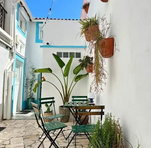 Duplex Lx Factory 2 Bedroom - Patio - Free Parking شقة