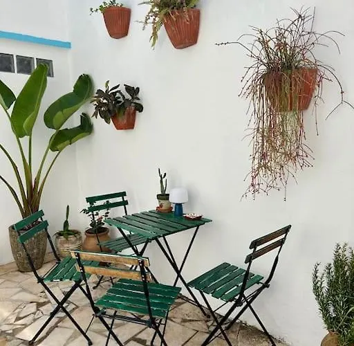 Duplex Lx Factory 2 Bedroom - Patio - Free Parking * Lisboa
