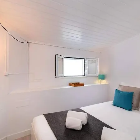 公寓 Duplex Lx Factory 2 Bedroom - Patio - Free Parking *